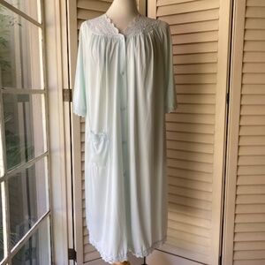 Vintage Shadow Line Powder Blue Nylon Robe
